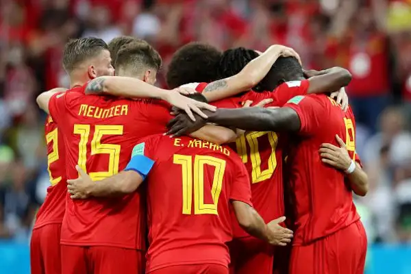 Buon debutto dei Diavoli Rossi che liquidano i centroamericani per 3-0: c'è pure la doppietta di Lukaku.