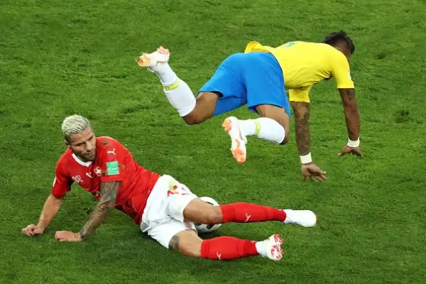 È il Mondiale delle sorprese: a Rostov Neymar e compagni vengono rimontati e non vanno oltre l'1-1.