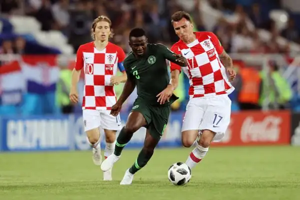 Mandzukic e compagni stendono la Nigeria e si candidano per il primo posto: giovedì la sfida decisiva contro Messi e compagni.