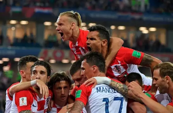 Mandzukic e compagni stendono la Nigeria e si candidano per il primo posto: giovedì la sfida decisiva contro Messi e compagni.