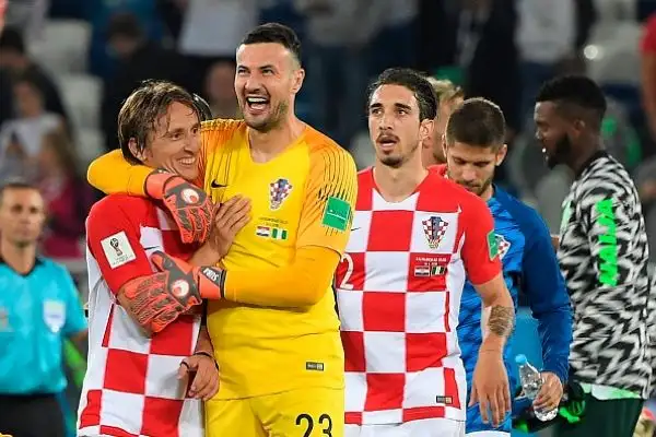 Mandzukic e compagni stendono la Nigeria e si candidano per il primo posto: giovedì la sfida decisiva contro Messi e compagni.