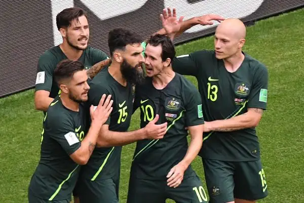 Ad Eriksen risponde Jedinak.