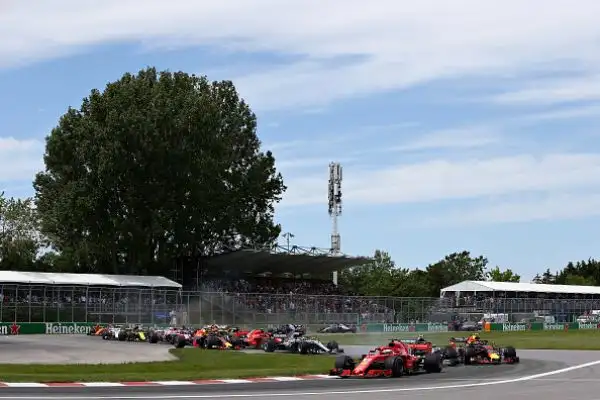 Domenica di gloria per la Rossa, che torna a vincere a Montreal dopo 14 anni: Hamilton è solo quinto.