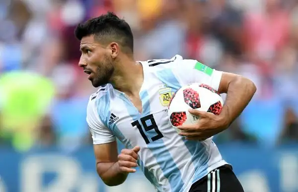 Niente da fare per Leo Messi e la sua argentina, la Francia passa con i gol di Griezmann, Pavard e una doppirtta di un super Mbappe. Non bastano i gol di Di Maria, Mercado e Aguero.