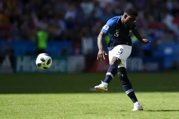 Gli uomini di Deschamps sono sottotono ma riescono a portare a casa i tre punti.