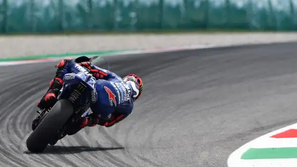 Grande battaglia fin da venerdì sulla pista toscana.