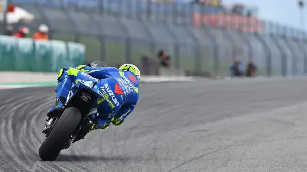 Grande battaglia fin da venerdì sulla pista toscana.