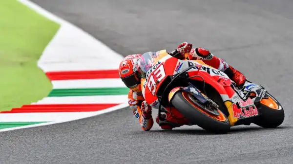 Grande battaglia fin da venerdì sulla pista toscana.