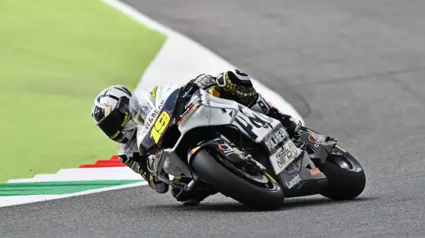 Grande battaglia fin da venerdì sulla pista toscana.