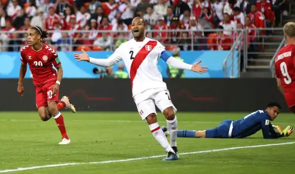 Amaro ritorno al Mondiale dopo 36 anni per i sudamericani che falliscono un rigore e tante occasioni e poi cedono in contropiede.