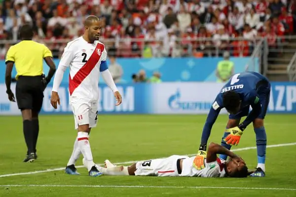 Amaro ritorno al Mondiale dopo 36 anni per i sudamericani che falliscono un rigore e tante occasioni e poi cedono in contropiede.