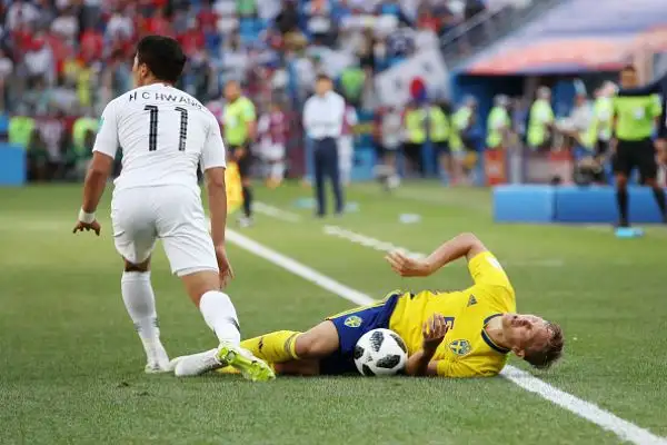 Gli scandinavi si impongono di misura per 1-0 contro la Corea del Sud, stesa da Granqvist, a segno su un calcio di rigore assegnato dal Var.