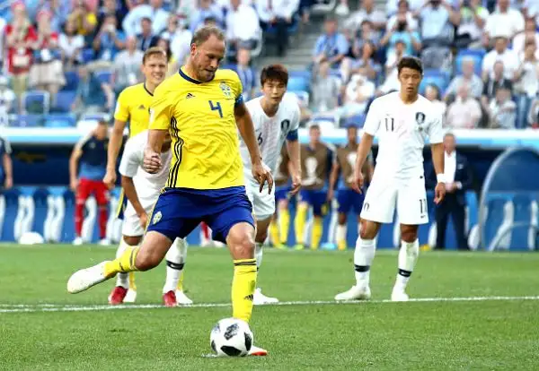 Gli scandinavi si impongono di misura per 1-0 contro la Corea del Sud, stesa da Granqvist, a segno su un calcio di rigore assegnato dal Var.