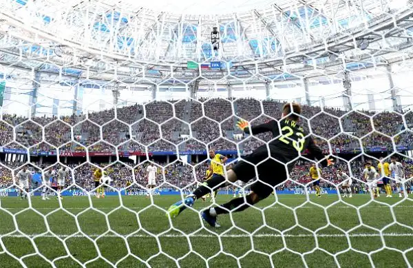 Gli scandinavi si impongono di misura per 1-0 contro la Corea del Sud, stesa da Granqvist, a segno su un calcio di rigore assegnato dal Var.