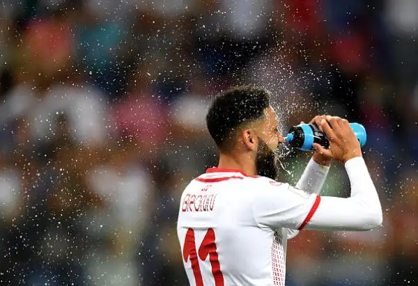 La squadra di Southgate domina la Tunisia, ma passa solo nei minuti di recupero: finisce 2-1, decide una doppietta del Capitano.
