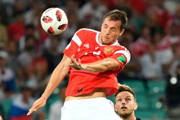 A Sochi infinito quarto di finale vinto ai rigori da Modric e compagni dopo il 2-2 del 120': ora sfida all'Inghilterra.