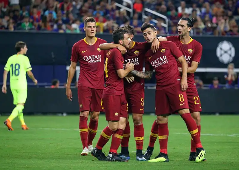 Ai gol blaugrana di Rafinha e Malcom i giallorossi hanno risposto con El Shaarawy, Florenzi, Cristante, e un rigore di Perotti.