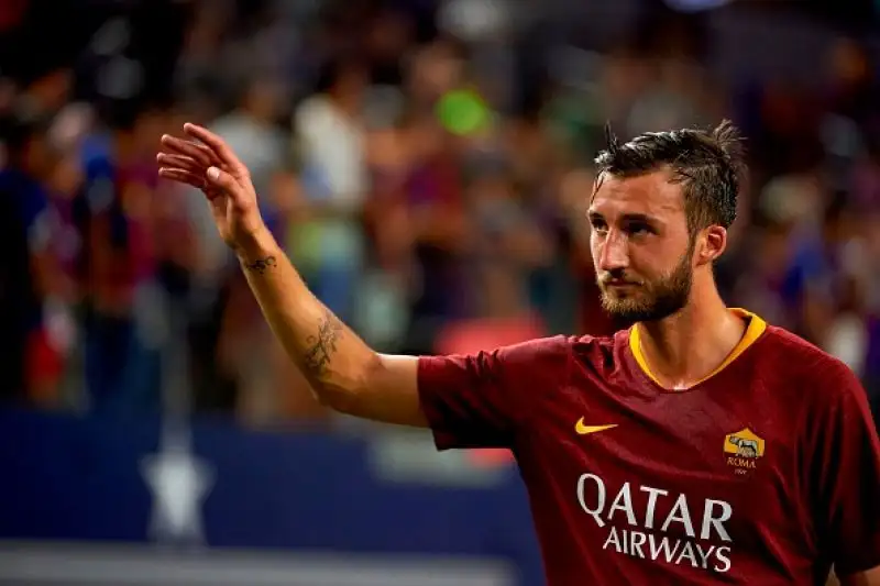 Ai gol blaugrana di Rafinha e Malcom i giallorossi hanno risposto con El Shaarawy, Florenzi, Cristante, e un rigore di Perotti.
