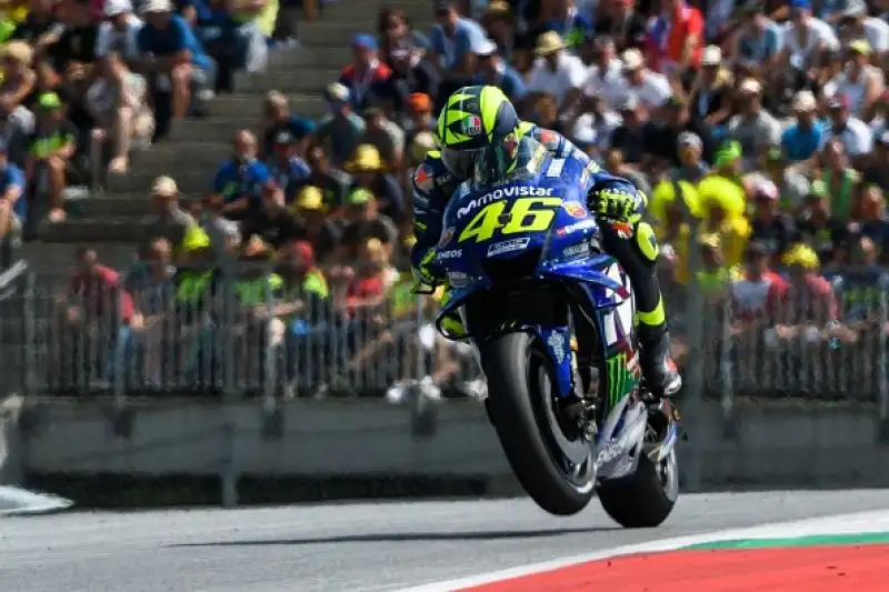 Jorge Lorenzo ha vinto il Gran Premio d'Austria a Spielberg. Al Red Bull Ring il numero 99 doma dopo un duello spettacolare Marc Marquez e conquista la terza vittoria stagionale. 