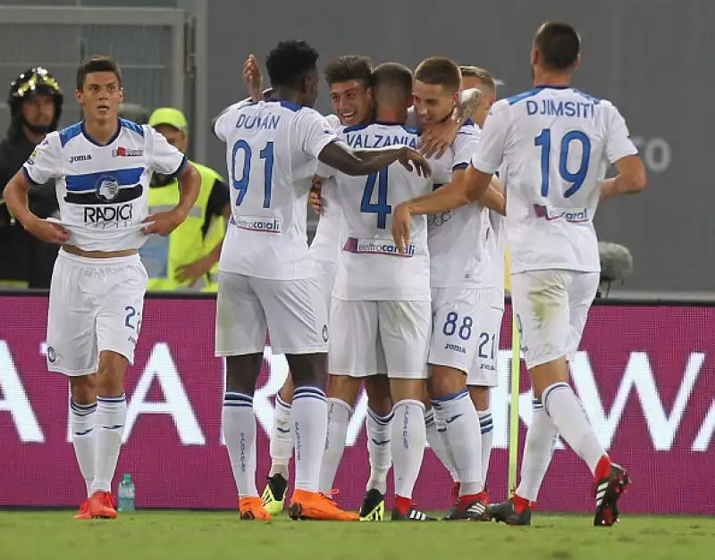 La Roma passa in vantaggio con Pastore ma l'Atalanta scappa con la rete di Castagne una doppietta di Rigoni. Poi Florenzi e Manolas ristabiliscono l'equilibrio.