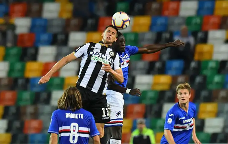 Un tempo a testa, ma alla fine vince chi fa gol e allora festeggia l'Udinese, che sale a quattro punti grazie alla rete in apertura di De Paul. Nella ripresa i blucerchiati sbattono su Scuffet.