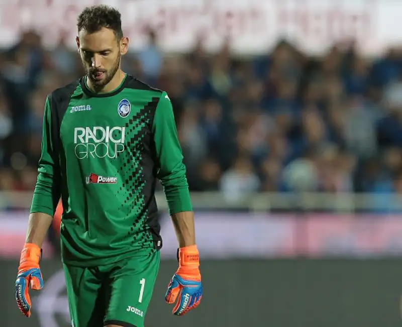 Una punizione di Barella leggermente deviata da Pasalic batte Berisha, i sardi vincono all'Azzurri d'Italia per il secondo anno consecutivo.
