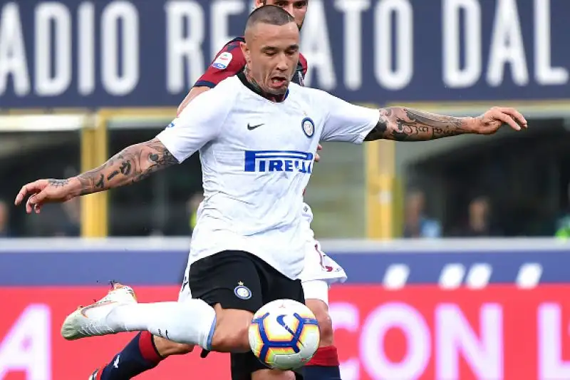Al suo esordio in campionato in maglia neroazzurra Nainggolan va subito a segno e sblocca il risultato a Bologna. Candreva e Perisic arrotondano il risultato nel finale.