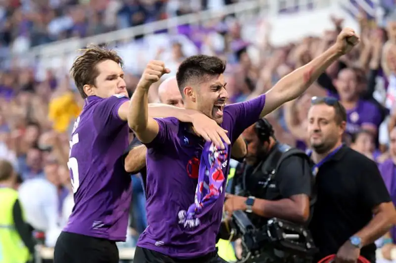 Un gol di Bensassi, al terzo centro in campionato, regala tre punti d'oro alla squadra di Pioli.