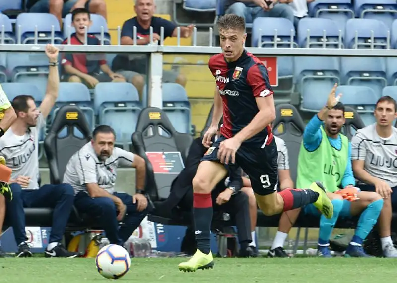 Piatek firma la sua rete numero 4 al 69' con uno splendido destro a giro su assist di Criscito.