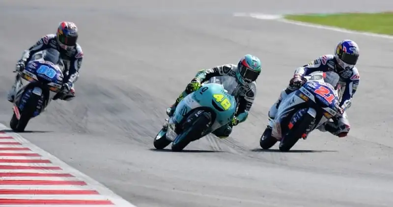 Andrea Dovizioso ha vinto il Gran Premio di San Marino a Misano. Il centauro della Ducati ha sfoderato una gara eccezionale, trionfando per distacco davanti al campione del mondo Marc Maquez