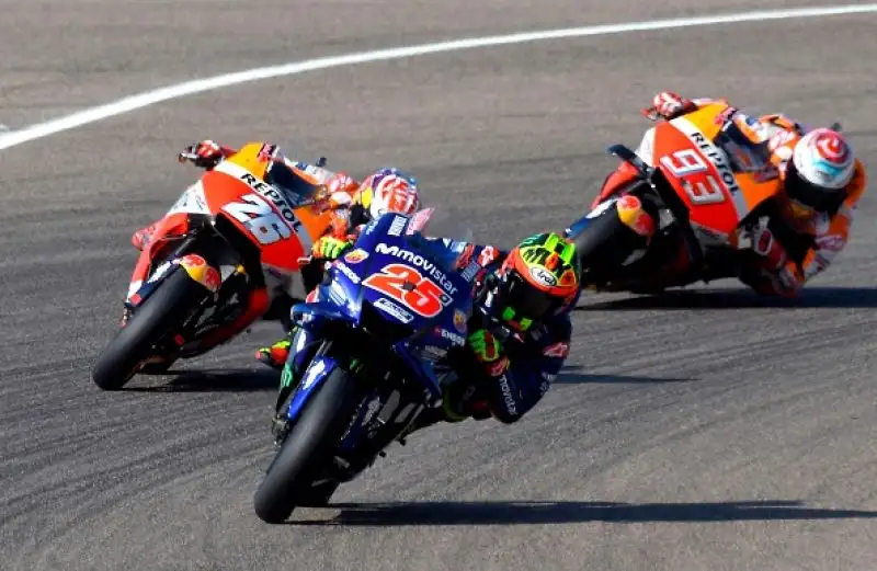 Lorenzo beffa Dovizioso e Marquez nelle prove del GP di Aragon, il Dottore, diciottesimo, mai così male dal 2006.