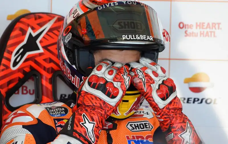 Lorenzo beffa Dovizioso e Marquez nelle prove del GP di Aragon, il Dottore, diciottesimo, mai così male dal 2006.