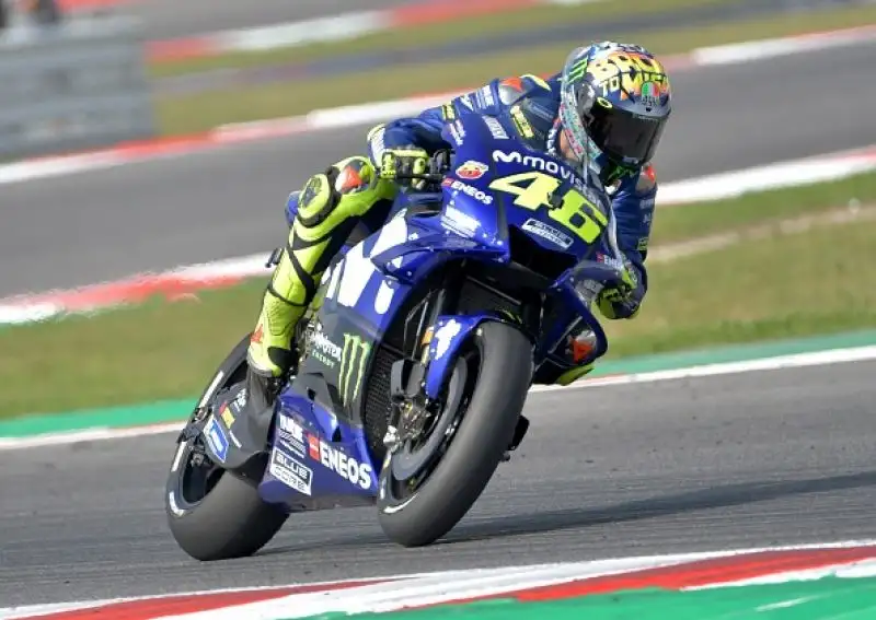 Alle spalle delle due Ducati la Yamaha di Vinales, poi Dovizioso e Marquez, settimo Valentino Rossi.