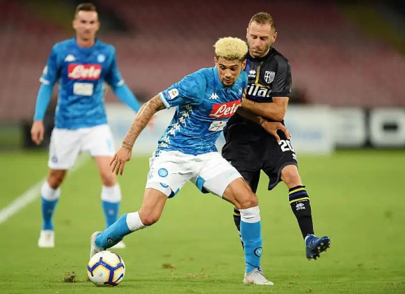 Insigne la sblocca subito, poi tanti sprechi per gli azzurri prima del raddoppio di Milik in avvio di secondo tempo e del tris del polacco nel finale.