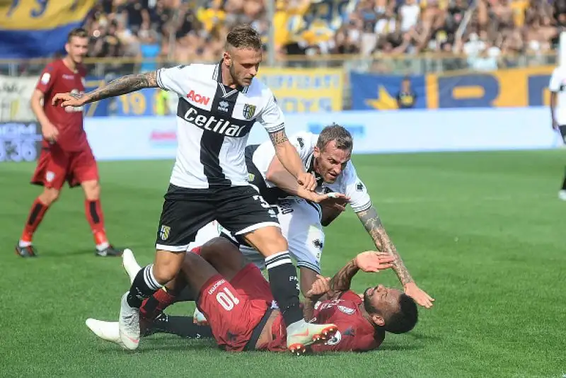 In gol prima Inglese e poi Gervinho con una prodezza da cineteca dopo una lunga cavalcata.