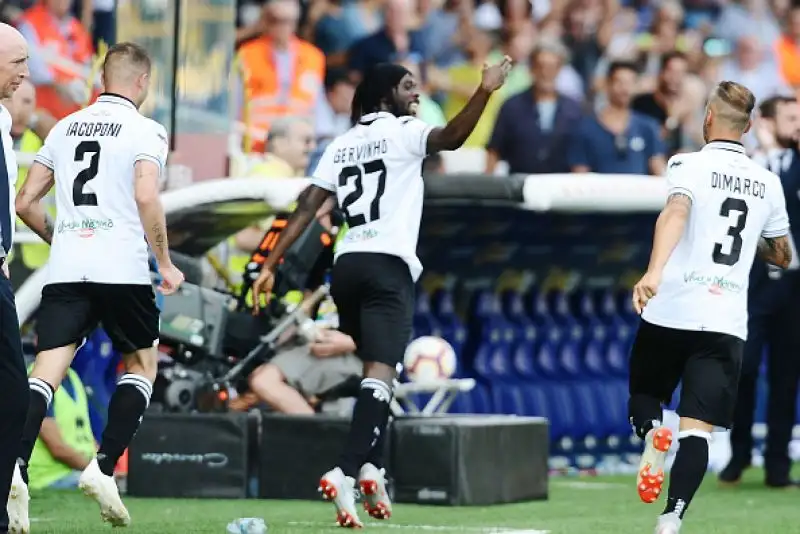 In gol prima Inglese e poi Gervinho con una prodezza da cineteca dopo una lunga cavalcata.