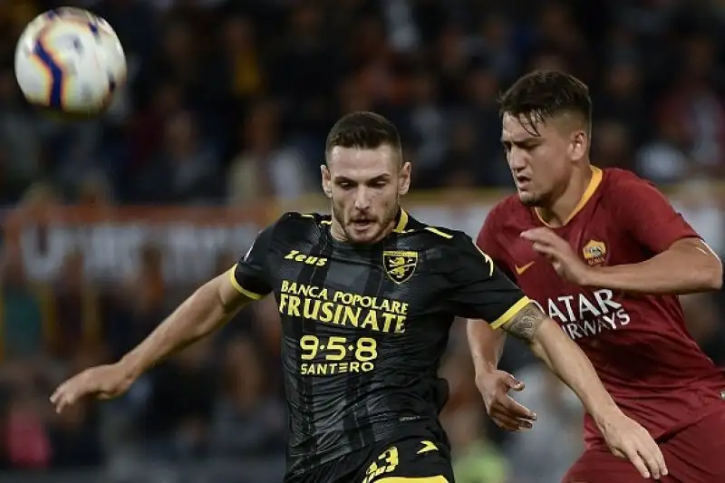 Con i gol di Under, Pastore, El Shaarawy e Kolarov i giallorossi si rilanciano in campionato.