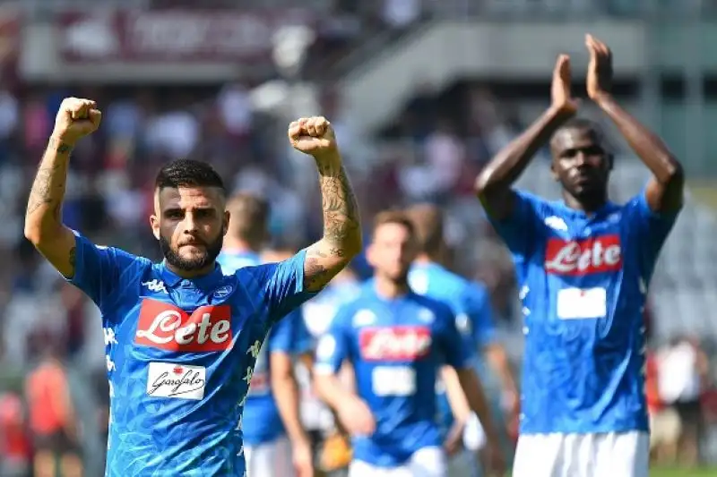 Per i partenopei in gol due volte Insigne e l'ex Simone Verdi. Granata a segno con un rigore di Belotti.
