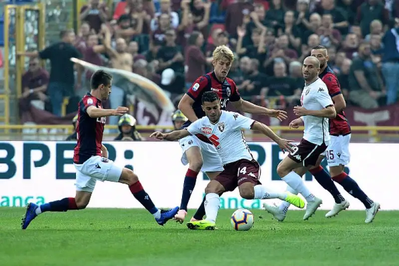 Belotti ha ancora le polveri bagnate, a fare la differenza è Iago Falque con un gol e un assist a Baselli. Santander riapre i giochi a mezz'ora dalla fine, e Calabresi firma il 2-2 al 77'