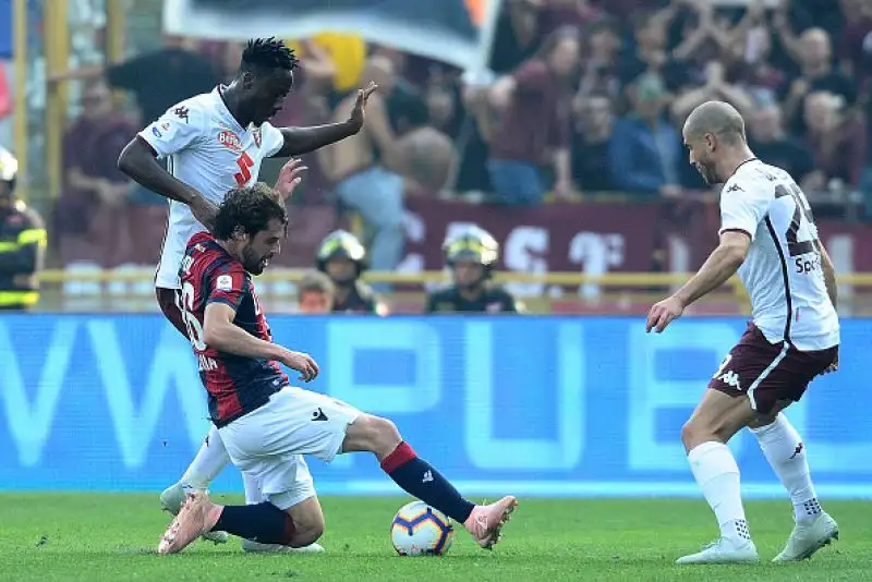 Belotti ha ancora le polveri bagnate, a fare la differenza è Iago Falque con un gol e un assist a Baselli. Santander riapre i giochi a mezz'ora dalla fine, e Calabresi firma il 2-2 al 77'