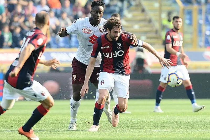 Belotti ha ancora le polveri bagnate, a fare la differenza è Iago Falque con un gol e un assist a Baselli. Santander riapre i giochi a mezz'ora dalla fine, e Calabresi firma il 2-2 al 77'