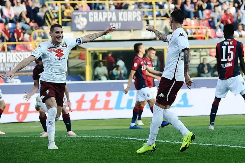 Belotti ha ancora le polveri bagnate, a fare la differenza è Iago Falque con un gol e un assist a Baselli. Santander riapre i giochi a mezz'ora dalla fine, e Calabresi firma il 2-2 al 77'