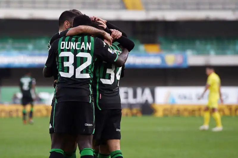 Il Sassuolo passa a Verona per 2-0 grazie a Di Francesco e un'autorete di Giaccherini.
