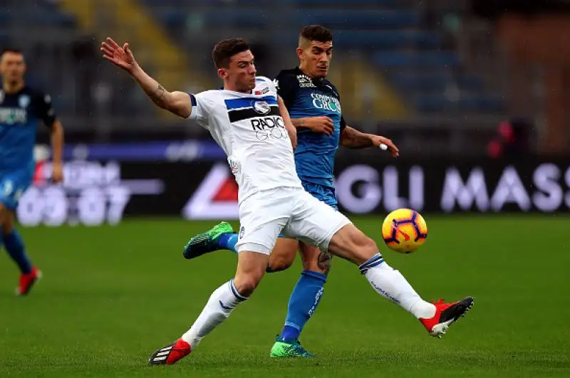 I toscani, tenaci, fermano a 4 la serie di vittorie consecutive della squadra di Gasperini.