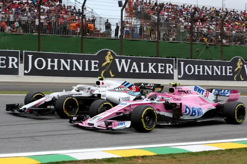 Il britannico vince anche il GP del Brasile davanti a Verstappen e a Raikkonen.  Solo sesto l'altro ferrarista Vettel.