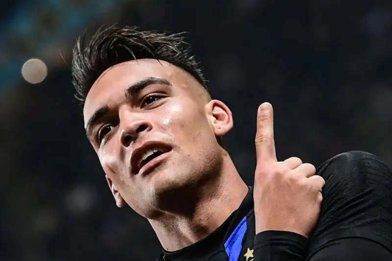 Il senegalese è stato protagonista della vittoria dei nerazzurri con due gol e un assist per Lautaro Martinez.