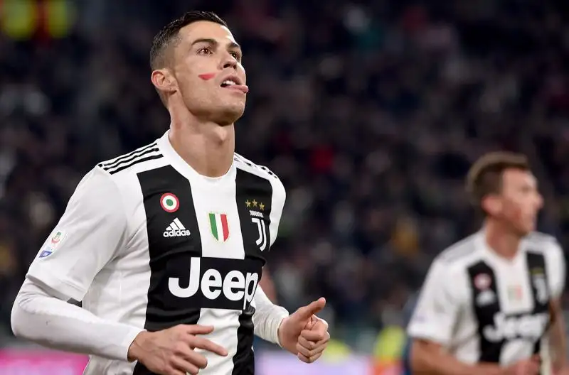 Le reti di Ronaldo, campocannoniere con nove reti, e Manduzkic piegano i ferraresi e regalano i tre punti alla squadra di Allegri.