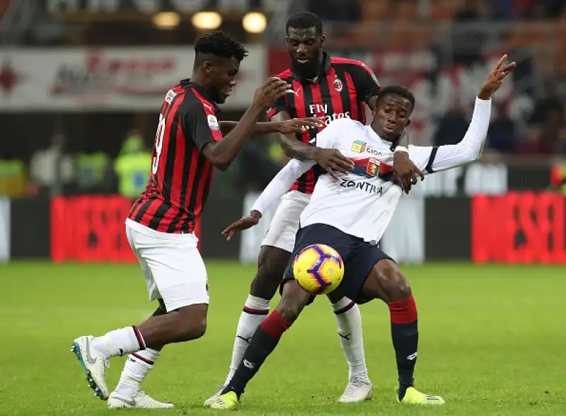 La squadra di Gattuso la spunta all'ultimo secondo grazie a Romagnoli e aggancia la Lazio in zona Champions.