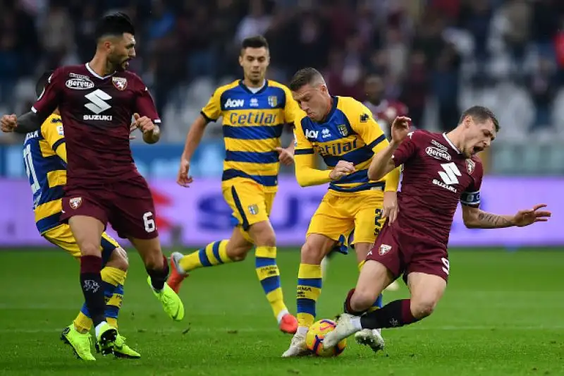 Il Parma scappa con i gol di Gervinho e Inglese, il Toro riesce solo ad accorciare con Baselli.