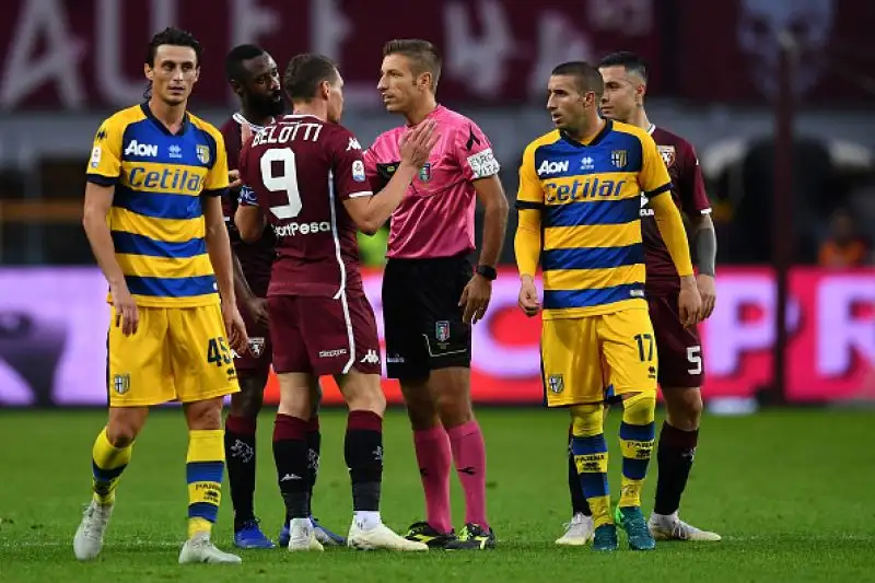 Il Parma scappa con i gol di Gervinho e Inglese, il Toro riesce solo ad accorciare con Baselli.
